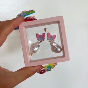 pink butterfly pearl earrings